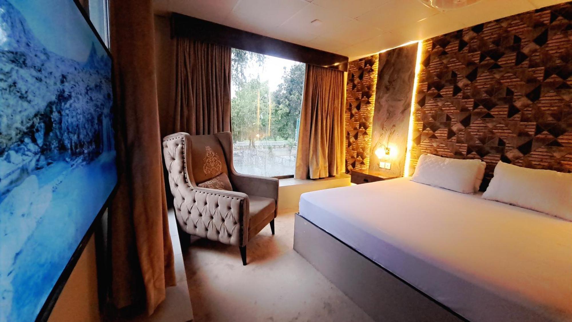 Laca Sa Lodge Opp Canturus Mall Islamabad Buitenkant foto